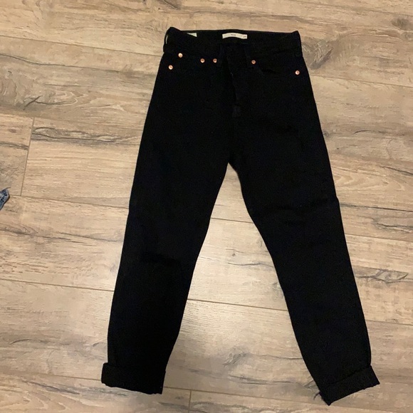 Levis Black Wedgies Denim - Picture 2 of 5